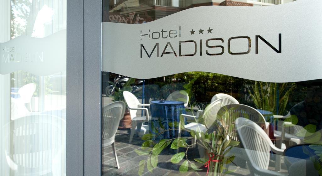 Hotel Madison Gabicce Mare Buitenkant foto